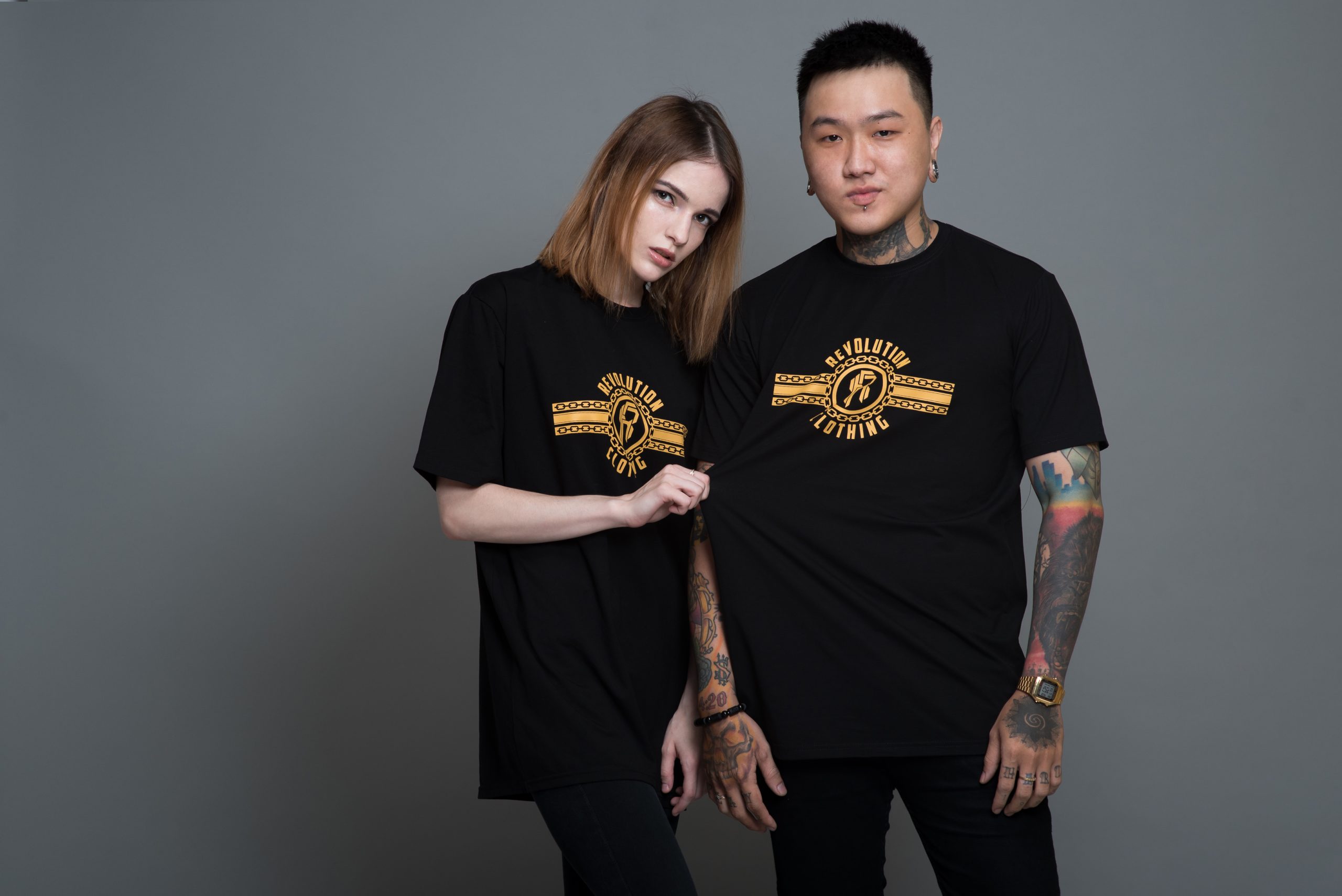 Revolution Gold Chainz T-shirt OVERSIZE FIT